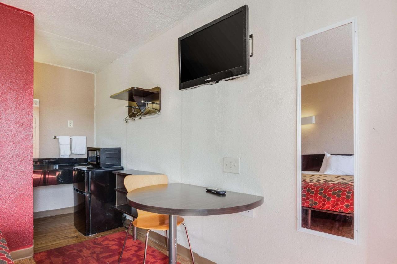 Econo Lodge Inn&Suites Terre Haute Exterior foto